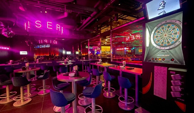 ag UMEDA（アグ梅田）