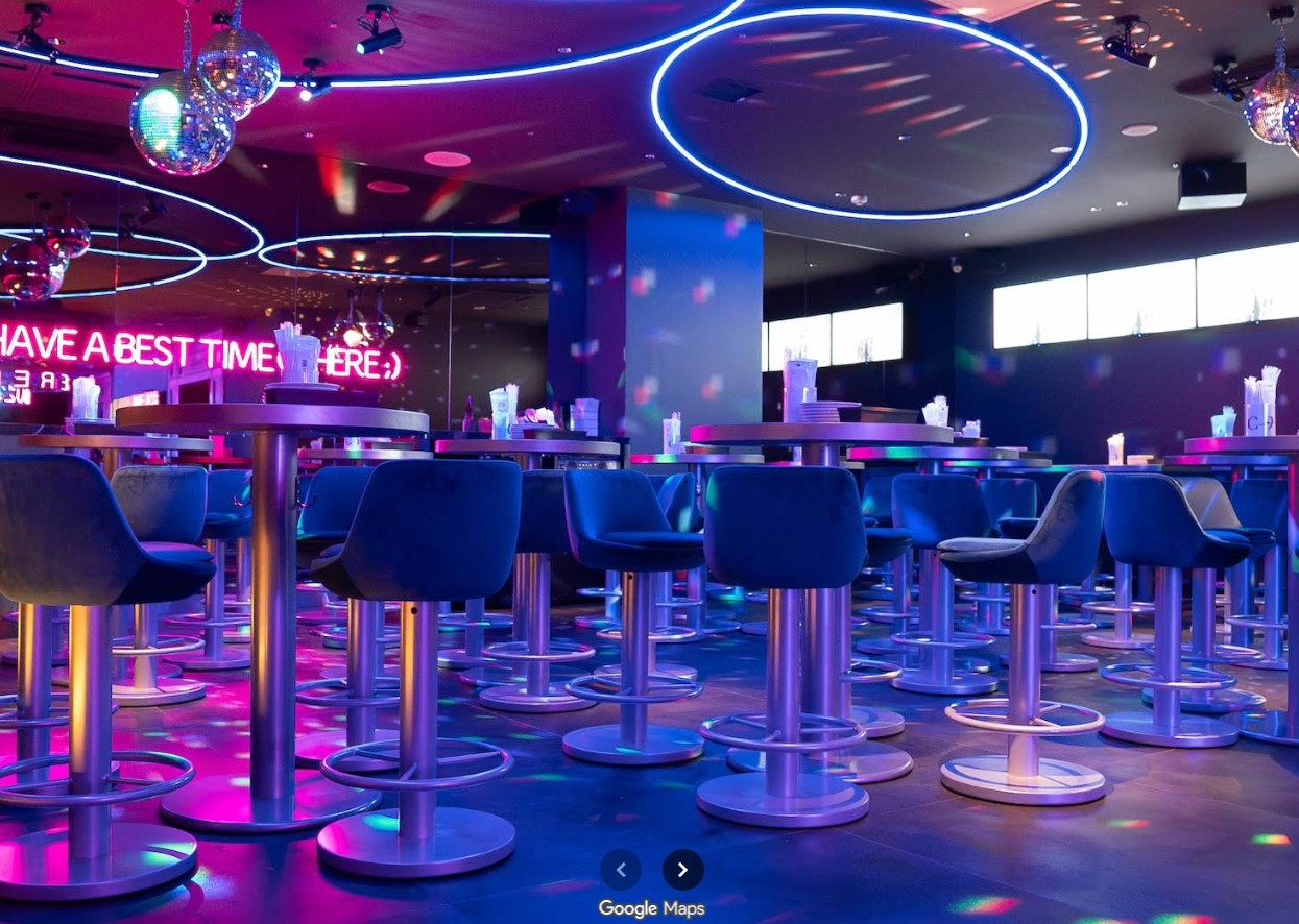 オリエンタルラウンジ 難波​