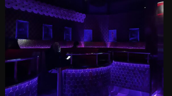 Camelot Bar