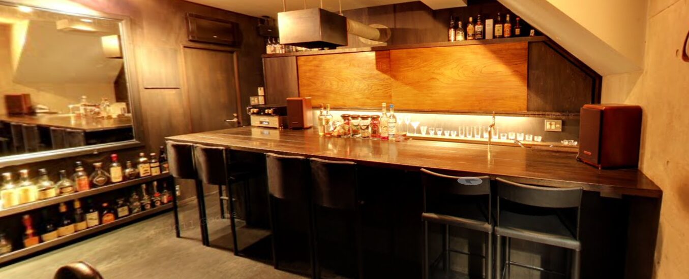 BAR CLICHÉ（クリシェ）