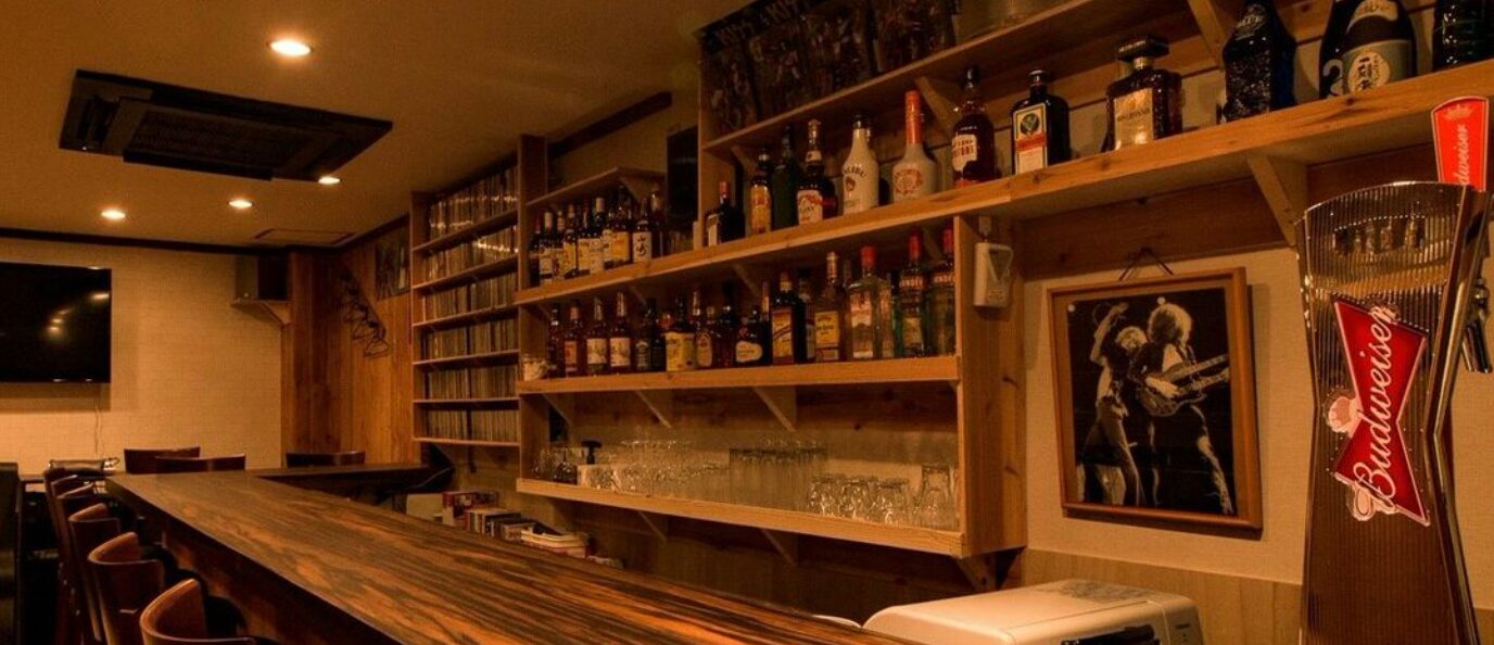 Bar Tuesday's Gone（チューズデイズ ゴーン）