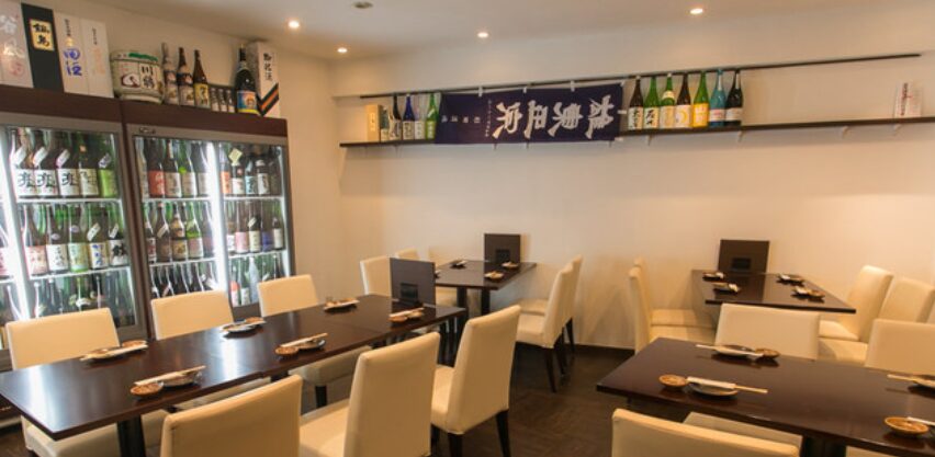 日本酒専門店 萬亮（まんりょう）