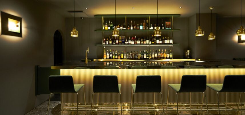 BAR 19番地