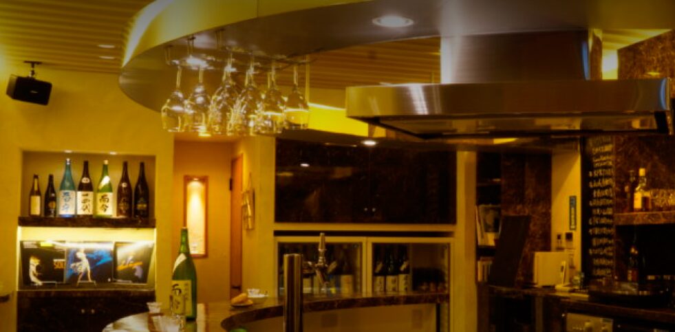 日本酒bar 粋。（いき）