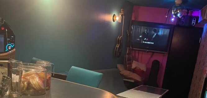 Casual Bar asoBIBA（カジュアルバー アソビバ）