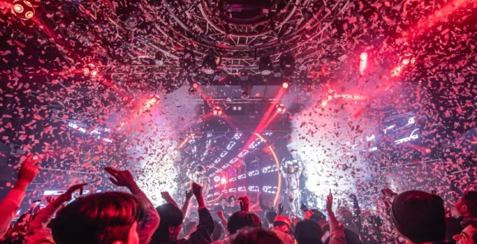 WARP SHINJUKU(ワープ新宿)