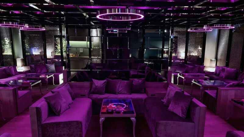 ORIENTAL LOUNGE KOKURA（オリエンタルラウンジ 小倉）
