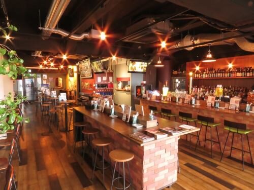 Life is beer!11TAP(ライフイズビアー)