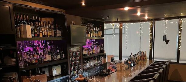 COUNTER BAR BASH