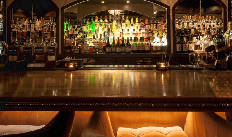 A bar(エーバー)