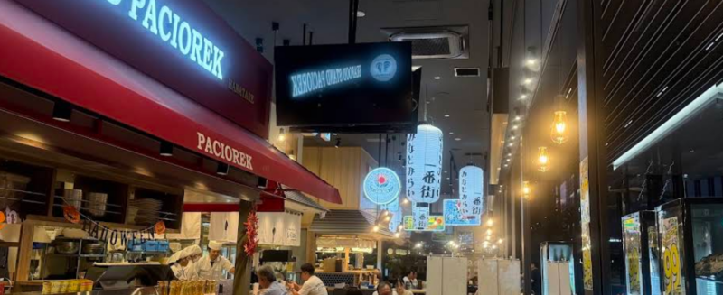 SEAFOOD STAND PACIOREK HANATARE みなとみらい一番街