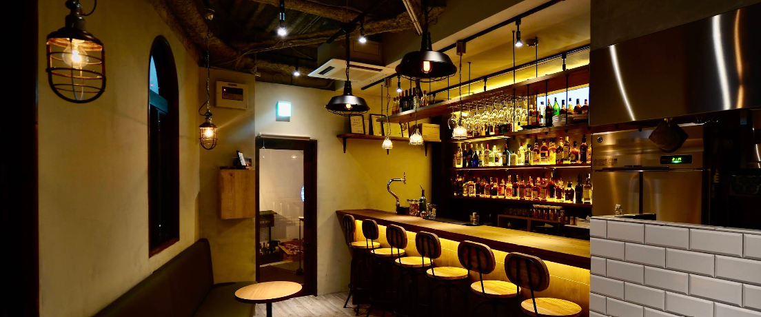 dining bar hina